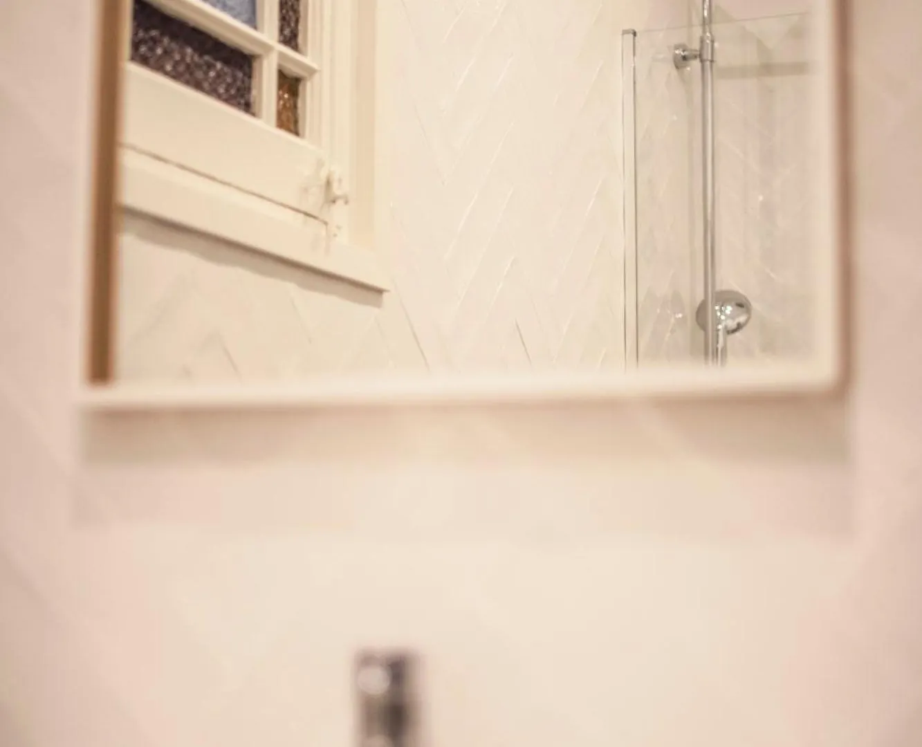 Eg42B - Modernista Apartamento En El Centro De Barcelona