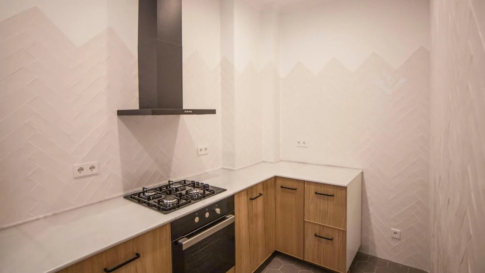 Eg42B - Modernista Apartamento En El Centro De Barcelona Apartmán