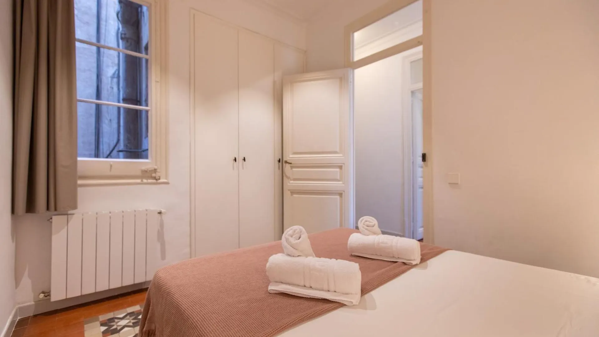Apartmán Eg42B - Modernista Apartamento En El Centro De Barcelona